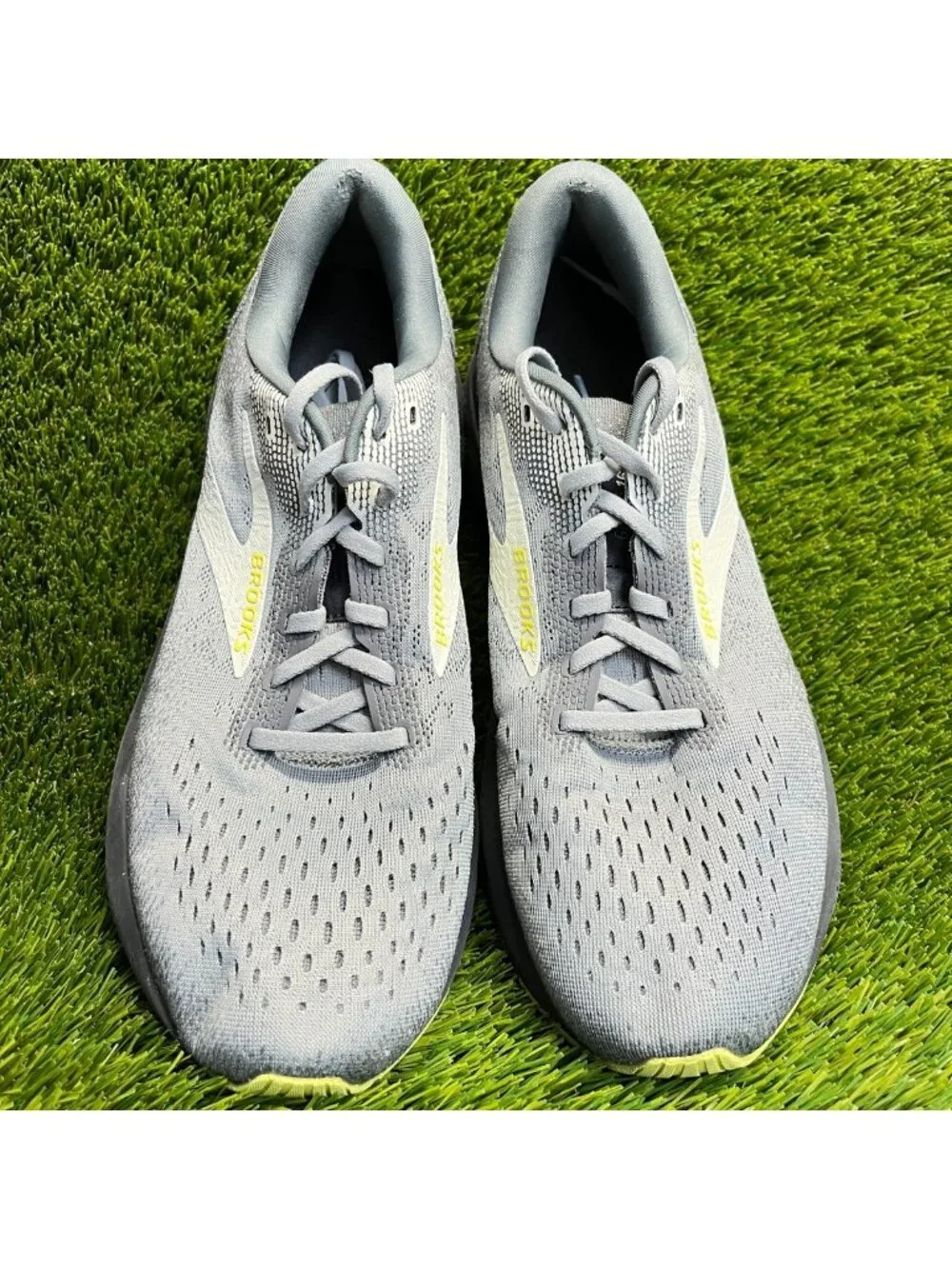 Brooks seller notes